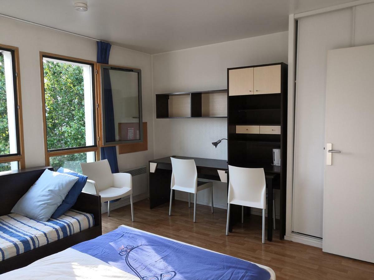 Studio Lumineux 10 Min A La Defense Рюэй-Мальмезон Экстерьер фото